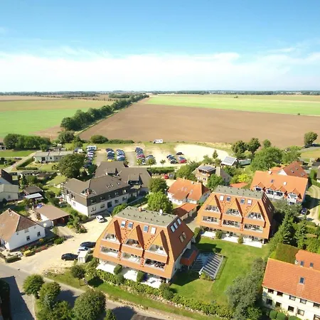 Hafenhaeuser Breege Ferienwohnung 05 *